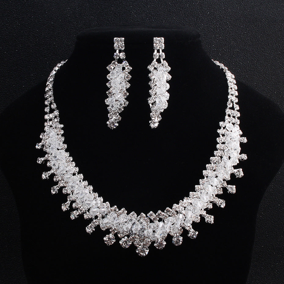 European And American New Bridal Jewelry Exaggerated Crystal Light Luxury Necklace Earrings Set Niche Design Sense Fragrant Necklace For Women