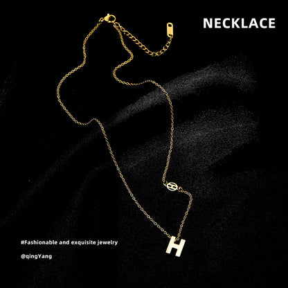 Korean Version Of The Simple Titanium Steel Necklace Female 18k Rose Gold Four-leaf Clover Shell Pendant Ins Tide Net Red Explosion Style Collarbone Chain